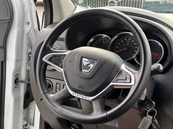 Dacia Lodgy 2022 — Миниатюра 8