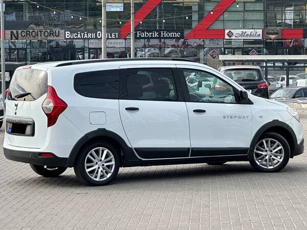 Dacia Lodgy 2022 — Миниатюра 4