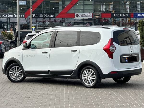 Dacia Lodgy 2022 — Миниатюра 3