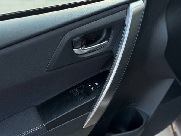 Toyota Auris 2014 — Миниатюра 14