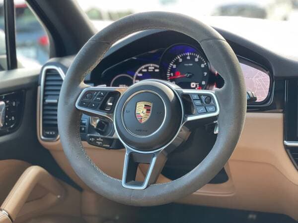 Porsche Cayenne 2019 — Миниатюра 9