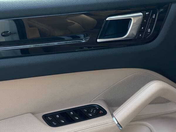 Porsche Cayenne 2019 — Миниатюра 14