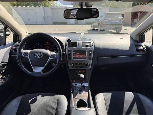 2014 Toyota Avensis — Miniatură 7