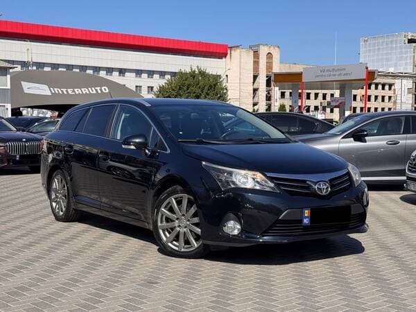 2014 Toyota Avensis — Miniatură 2