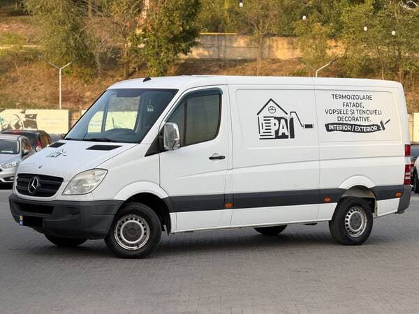 2012 Mercedes Sprinter — Miniatură 2