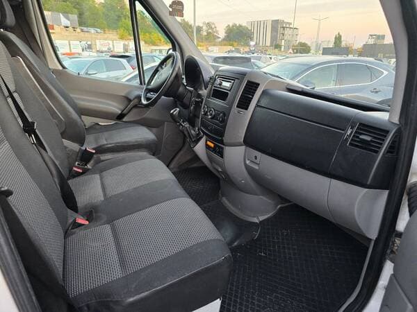 Mercedes Sprinter 2012 — Миниатюра 6