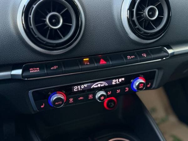 2015 Audi A3 E-tron — Miniatură 12