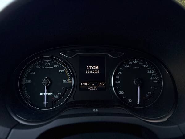 2015 Audi A3 E-tron — Miniatură 17