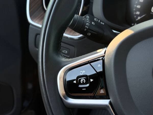 Volvo XC 60 2020 — Миниатюра 9
