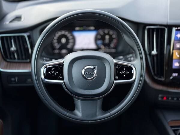 Volvo XC 60 2020 — Миниатюра 8