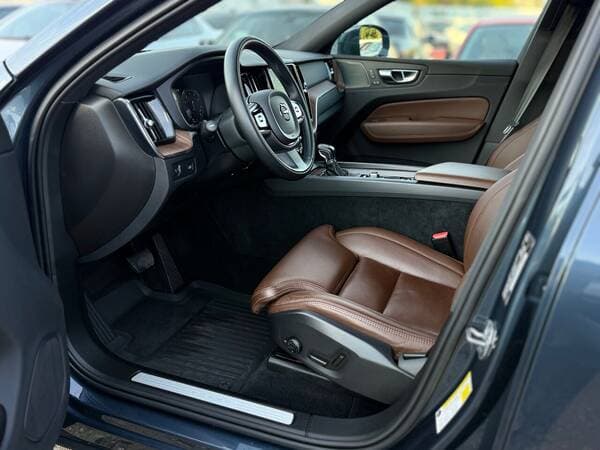 Volvo XC 60 2020 — Миниатюра 5