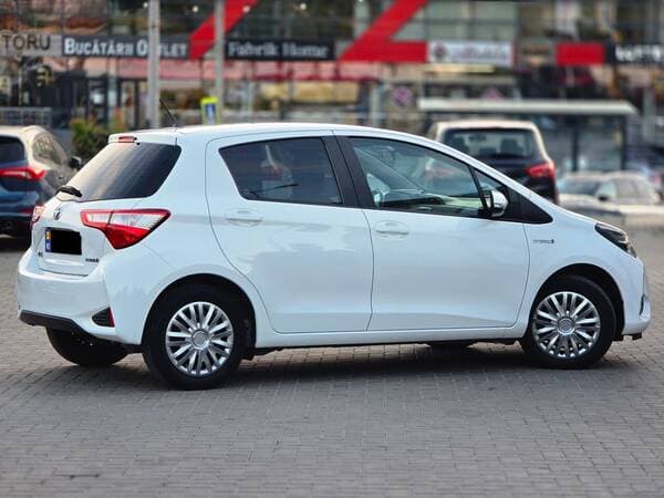 Toyota Yaris 2019 — Миниатюра 3