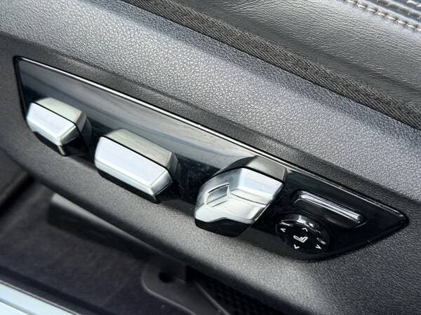 BMW 740e 2018 — Миниатюра 22
