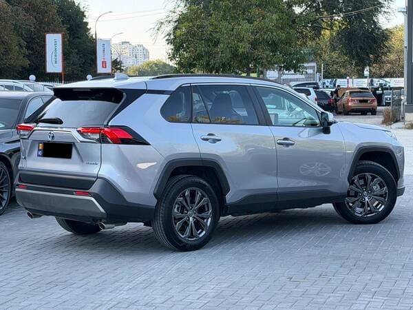 2023 Toyota Rav-4 — Miniatură 3