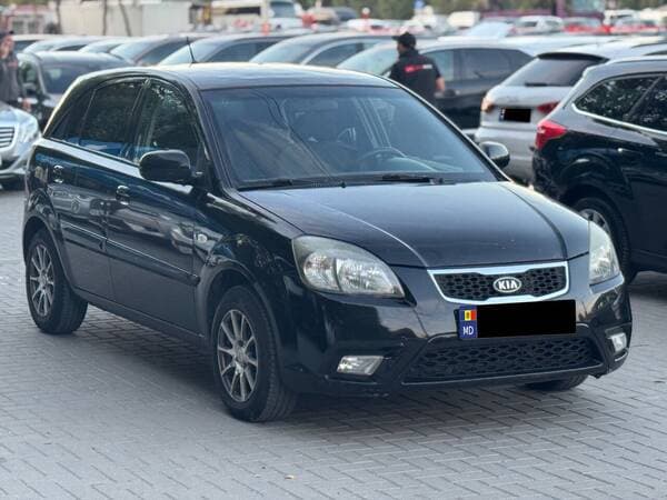 Kia Rio 2010 — Миниатюра 2