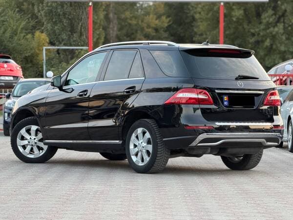 2015 Mercedes ML 250 — Miniatură 3