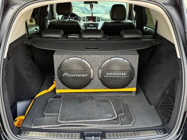 2015 Mercedes ML 250 — Miniatură 20