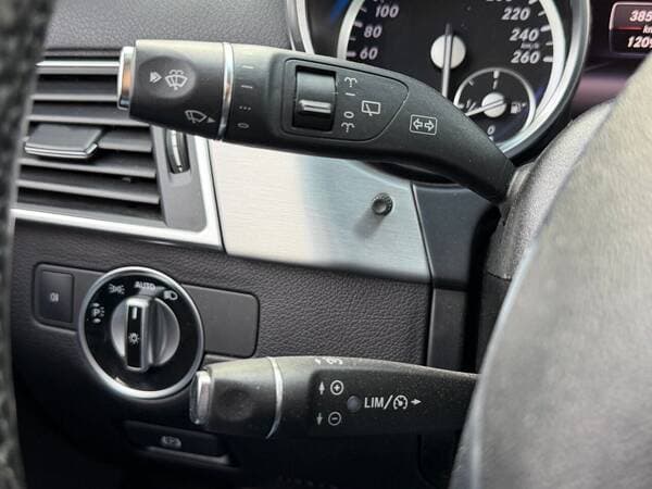 2015 Mercedes ML 250 — Miniatură 13