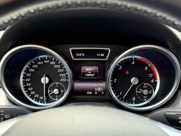 2015 Mercedes ML 250 — Miniatură 18