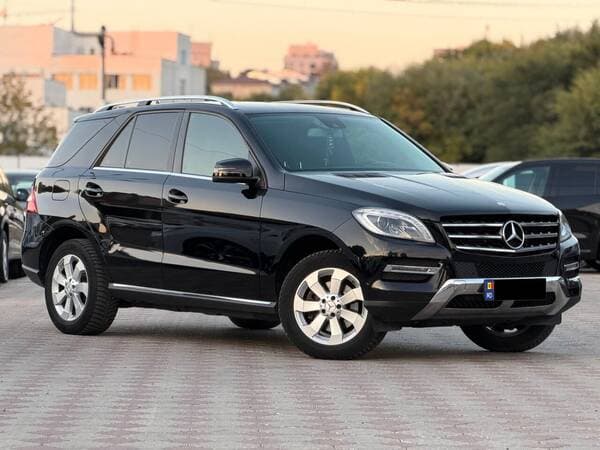 2015 Mercedes ML 250 — Miniatură 2