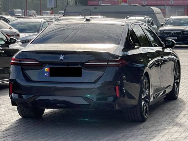BMW 550e 2024 — Миниатюра 3