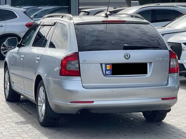 Skoda Octavia 2010 — Миниатюра 3
