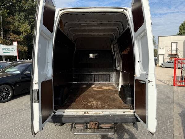 2012 Ford Transit — Miniatură 13