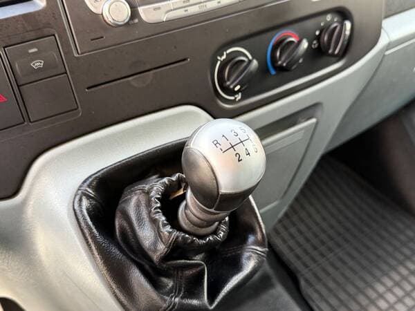 2012 Ford Transit — Miniatură 9