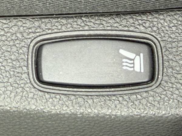 Dacia Duster 2022 — Миниатюра 16
