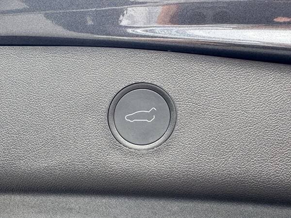 Tesla Model 3 2021 — Миниатюра 14