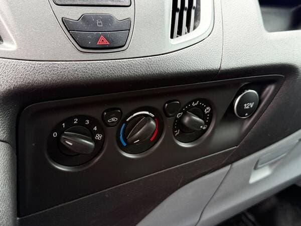 Ford Transit 2016 — Миниатюра 9