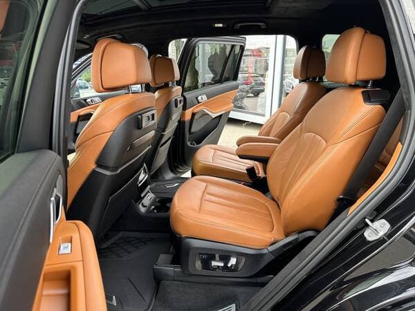 BMW X7 4.0i 2020 — Миниатюра 18