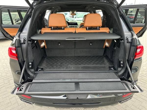 BMW X7 4.0i 2020 — Миниатюра 25