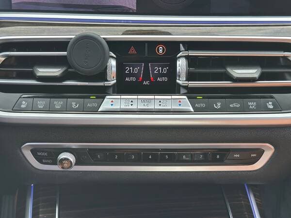 BMW X7 4.0i 2020 — Миниатюра 14