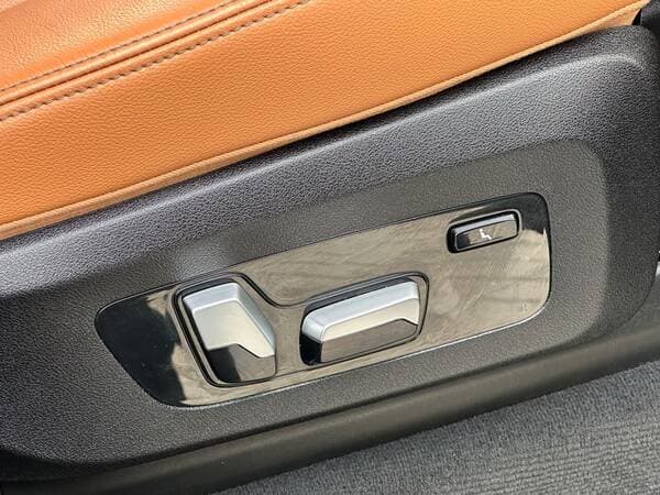 BMW X7 4.0i 2020 — Миниатюра 21