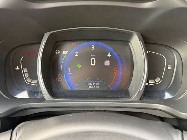 2017 Renault Kadjar — Miniatură 10