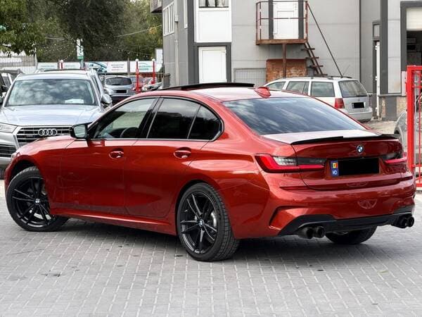 2019 BMW 330 — Miniatură 3
