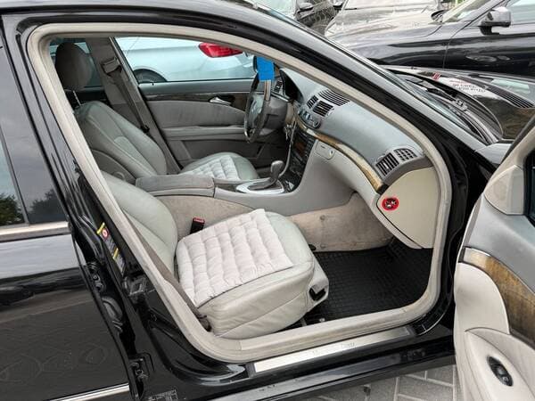 2003 Mercedes E 270 — Miniatură 6
