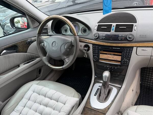 2003 Mercedes E 270 — Miniatură 8