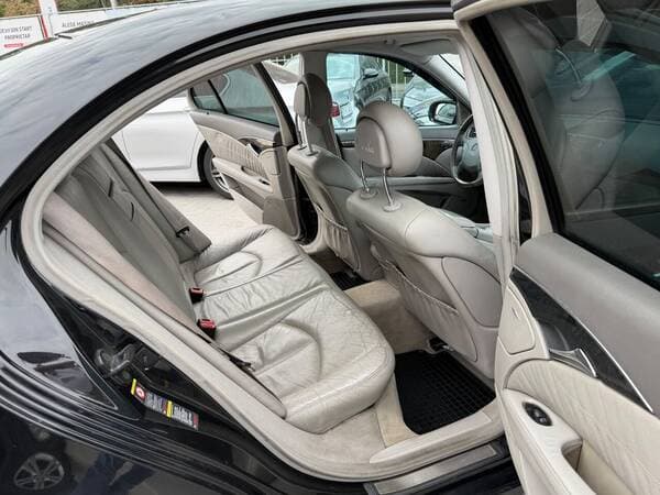 2003 Mercedes E 270 — Miniatură 13