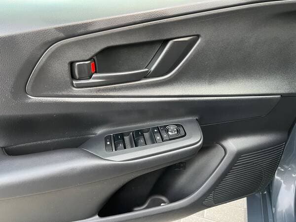 2023 Toyota Prius — Miniatură 19