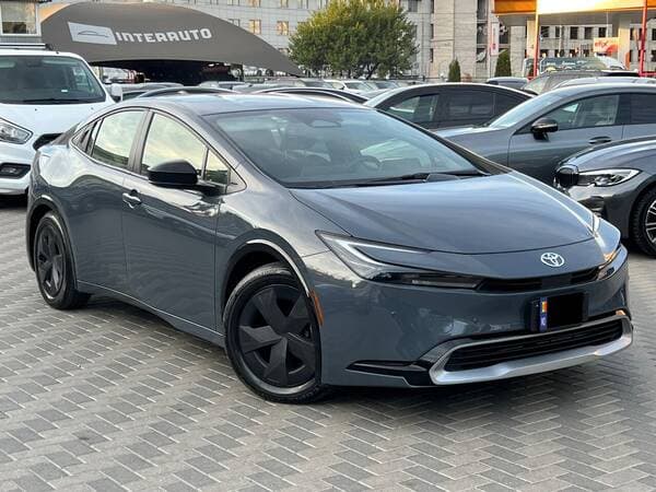 2023 Toyota Prius — Miniatură 2