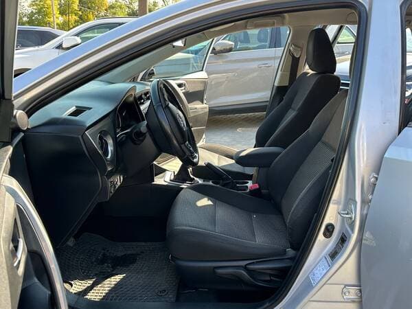 2014 Toyota Auris — Miniatură 5