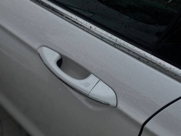 2016 Ford Fusion — Miniatură 16