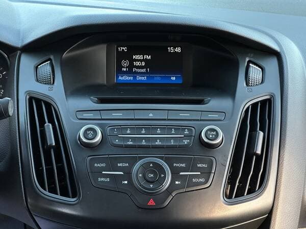 2017 Ford Focus — Miniatură 9
