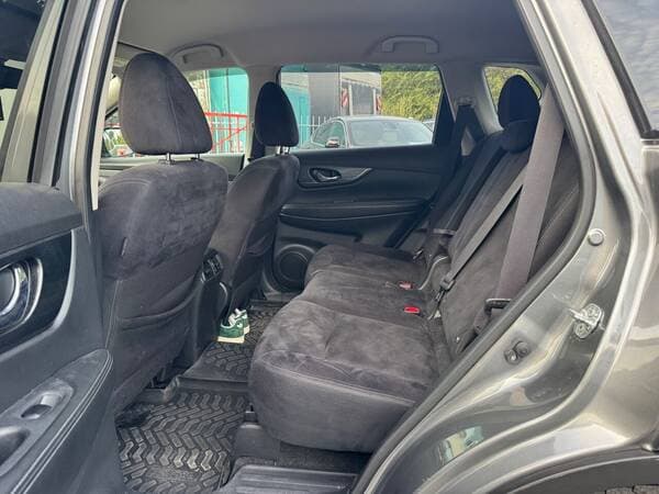 2017 Nissan X-Trail — Miniatură 15