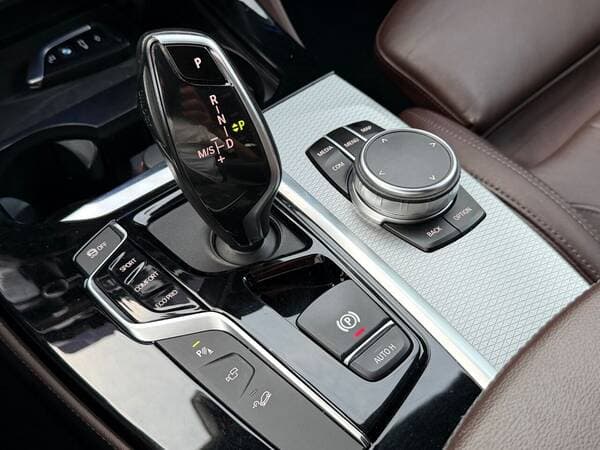 2019 BMW X4 3.0D — Miniatură 15