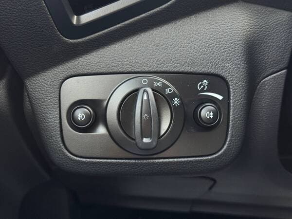 Ford Kuga 2018 — Миниатюра 15