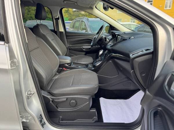 Ford Kuga 2018 — Миниатюра 7