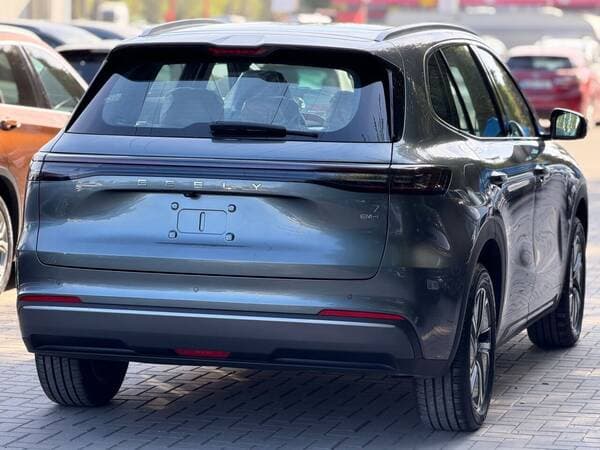 2025 Geely Galaxy Starship 7 — Miniatură 4